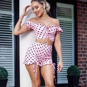 Polkadot off shoulder Crop Top Shorts Set
